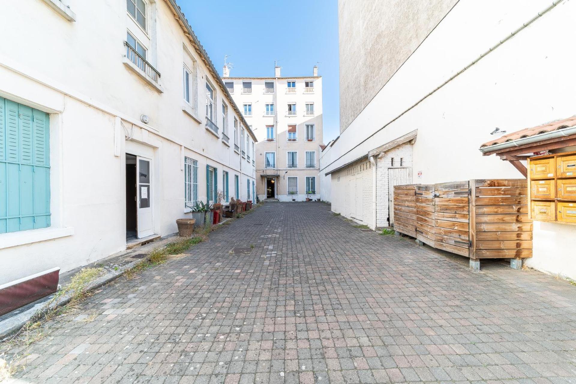 Le Marietton Appartement Cosy A Deux Pas Du Metro Valmy Lião Exterior foto