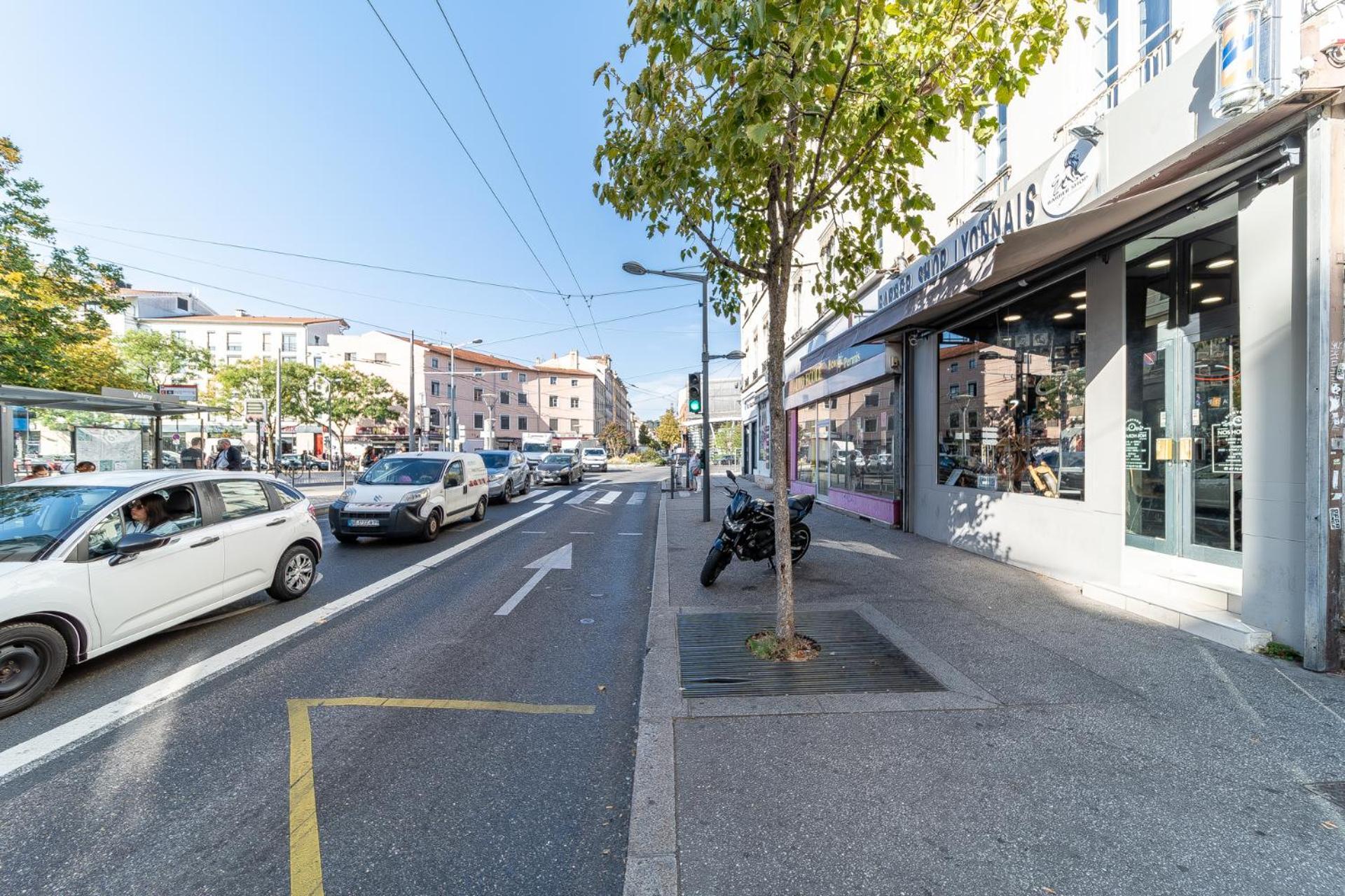 Le Marietton Appartement Cosy A Deux Pas Du Metro Valmy Lião Exterior foto